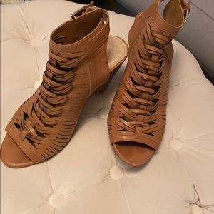 Vince Camuto strappy brown wedges!